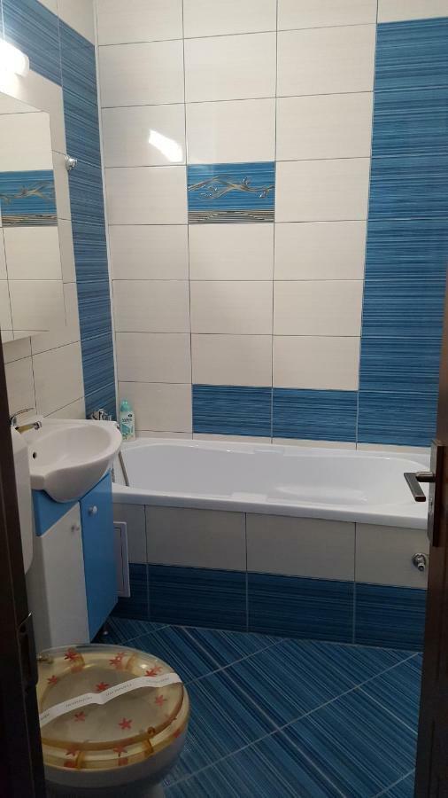 דירות בוקרשט Garsoniera מראה חיצוני תמונה